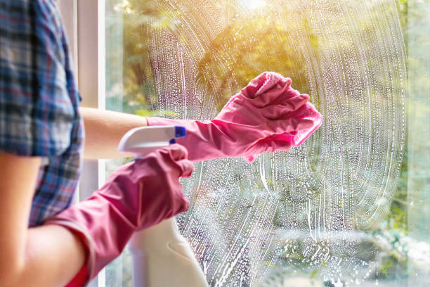 8 produits efficaces pour nettoyer vos vitres